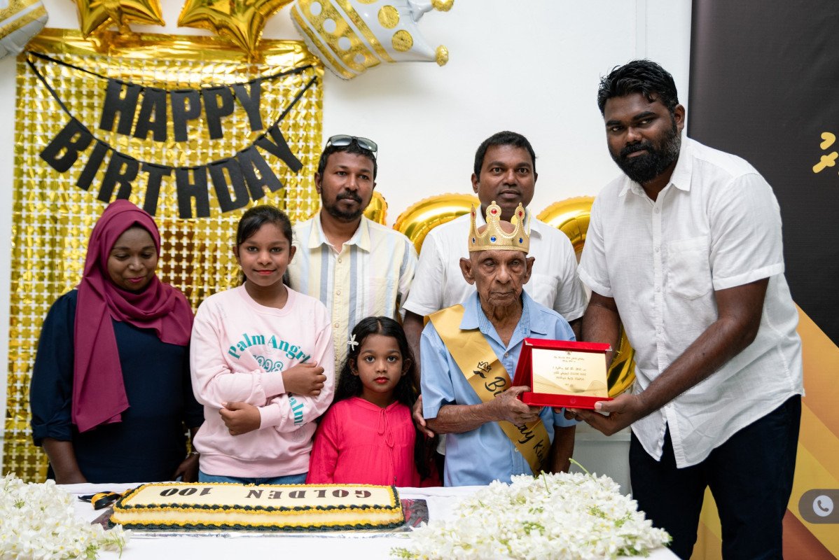 ޢާދަމް އިސްމާއިލް (އާދަމްބެ) އަށް 100 އަހަރު